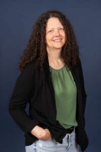 Mme Ginette Paradis